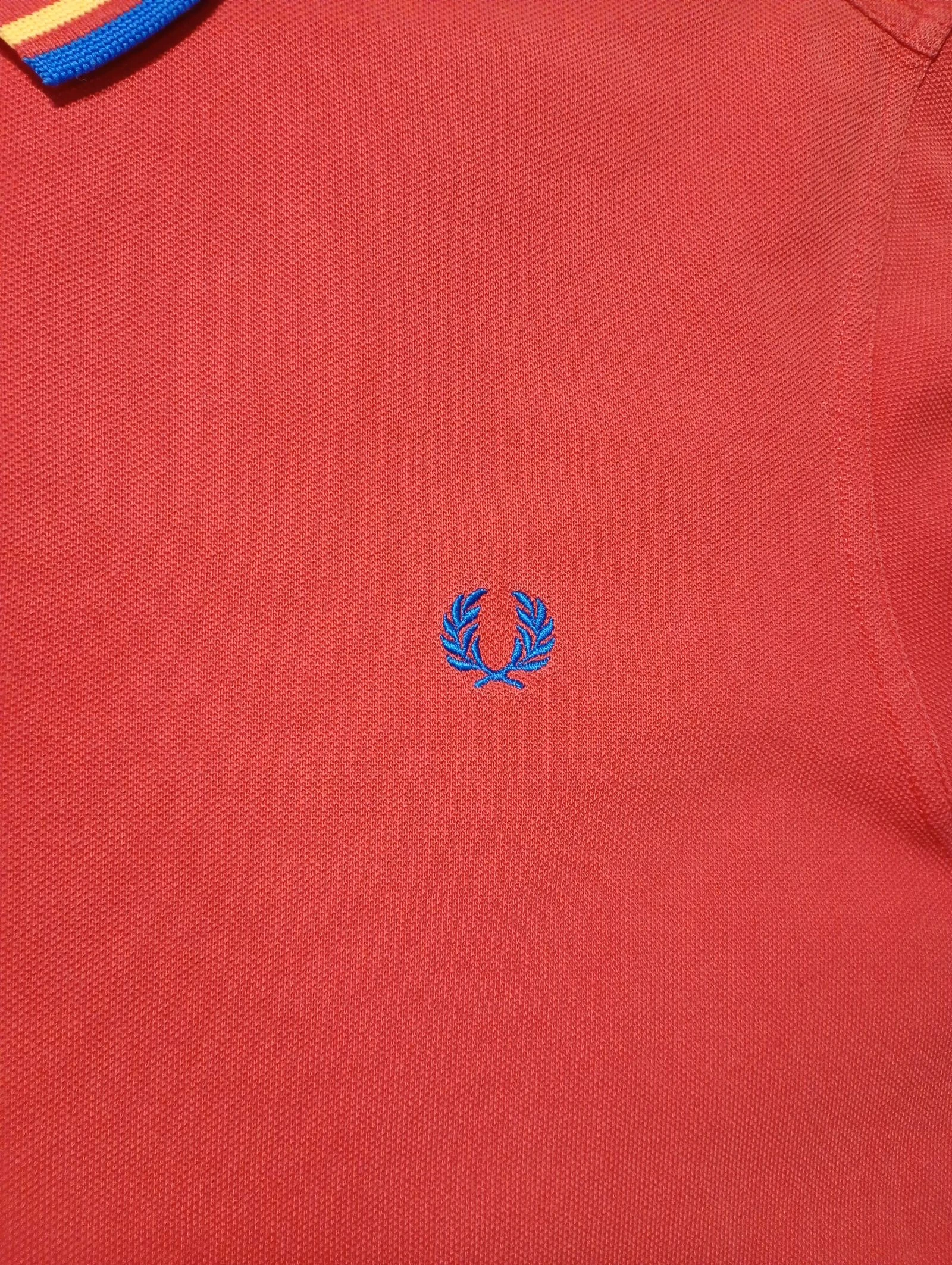 Fred Perry Camisa Polo Vermelha com Detalhes Duplos Tamanho GG – photo 3